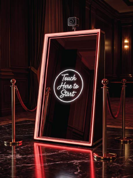 Mirror photo booth rental in Dubai